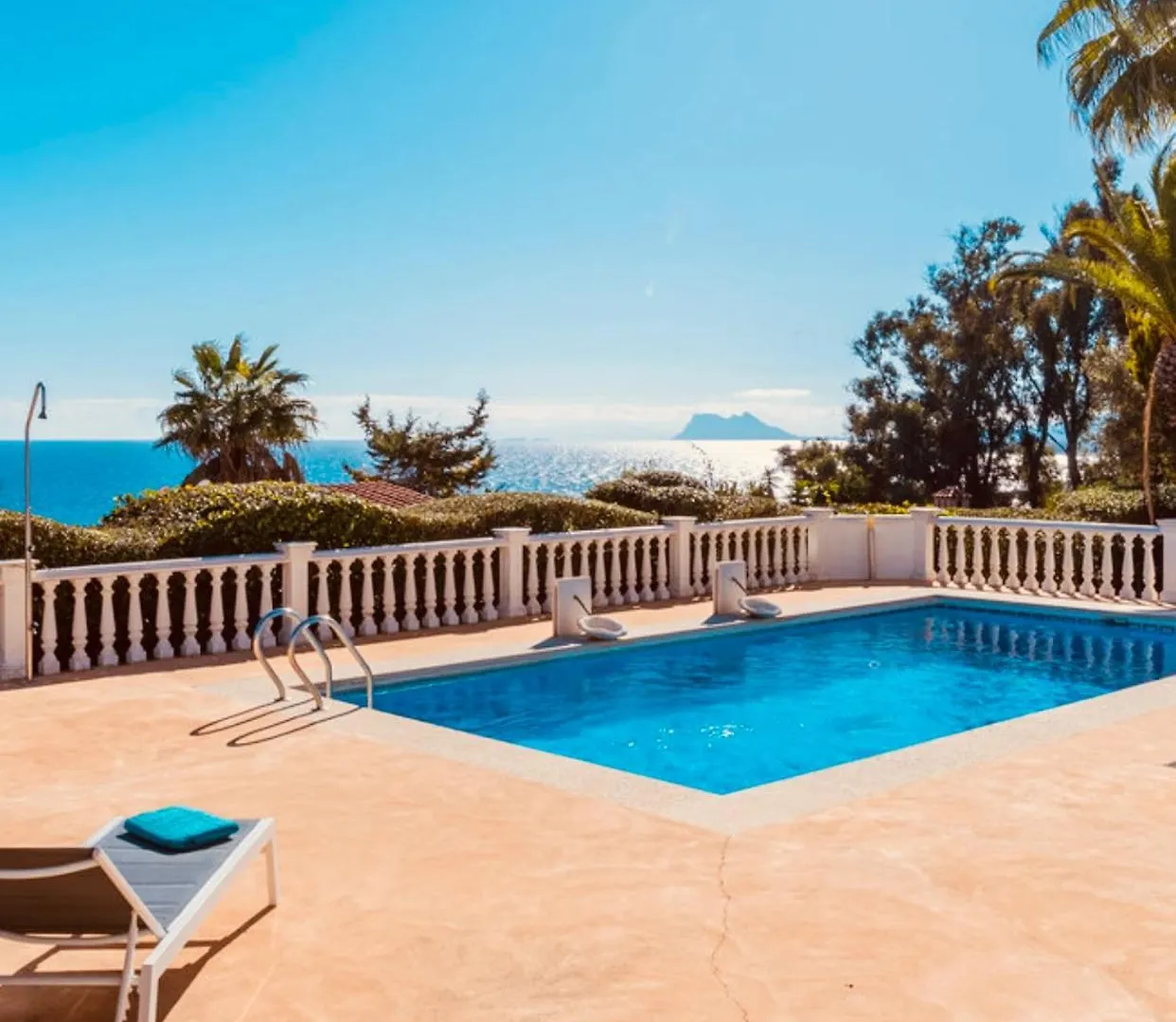 Villa Shangri-La, Sea View, Pool And Panoramic View Sotogrande Apartment