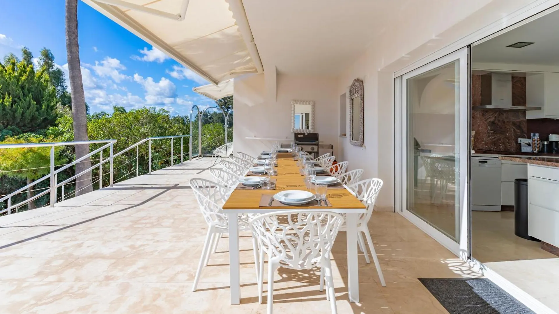 Villa Shangri-La, Sea View, Pool And Panoramic View Sotogrande Apartment